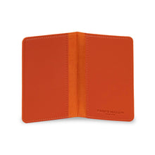 Load image into Gallery viewer, PETER PASSPORT HOLDER

