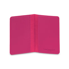 Load image into Gallery viewer, PETER PASSPORT HOLDER
