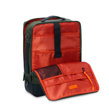 Load image into Gallery viewer, HENRY CONVERTIBLE BACKPACK 15.6

